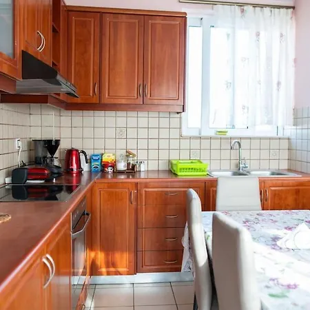 Apartment Valantoula - Near Odeon *