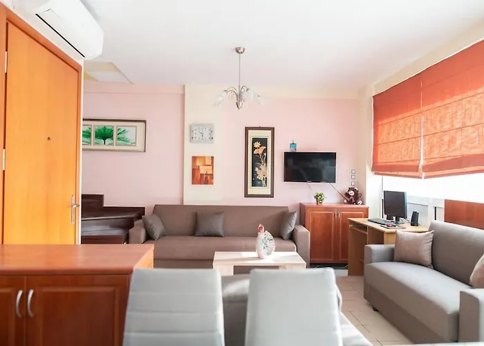 Valantoula - Near Odeon 코스 타운